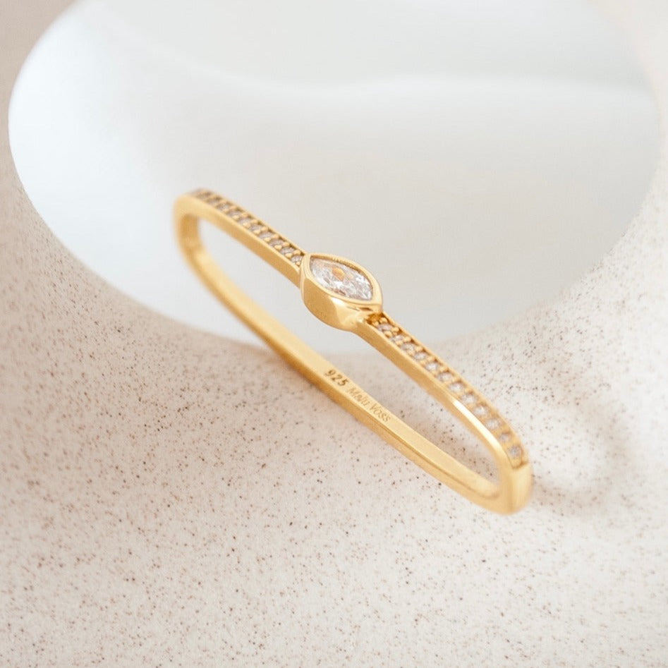 Luna bar earrings - gold plated